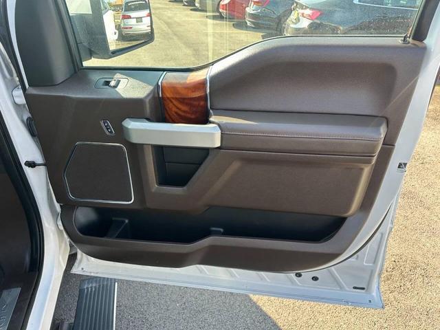 Photo of 2016 White Ford F-150