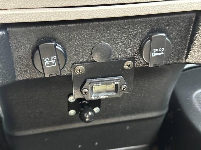Photo of 2017 White Dodge Grand Caravan