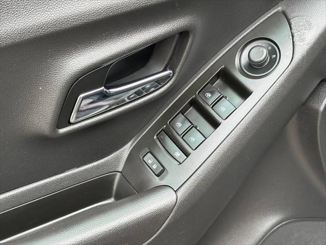Photo of 2020 Burgundy Chevrolet Trax