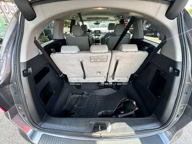 Photo of 2018 Gray Honda Odyssey