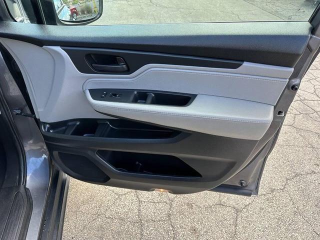 Photo of 2018 Gray Honda Odyssey