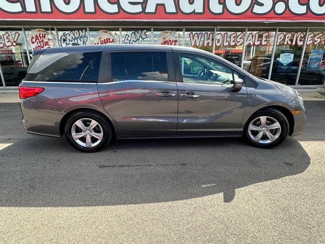 Photo of 2018 Gray Honda Odyssey