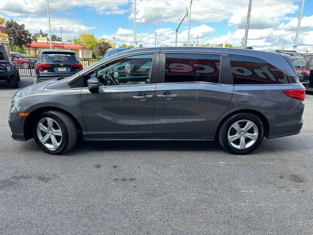 Photo of 2018 Gray Honda Odyssey