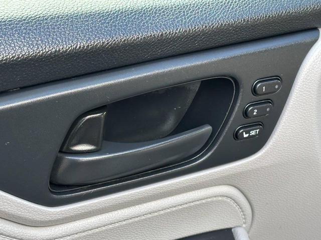 Photo of 2018 Gray Honda Odyssey