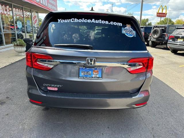 Photo of 2018 Gray Honda Odyssey