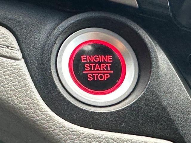 Photo of 2018 Gray Honda Odyssey