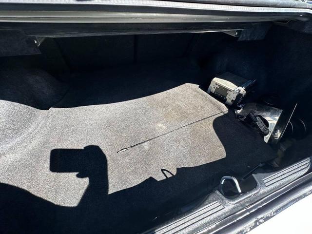Photo of 2002 Gray Ford Mustang