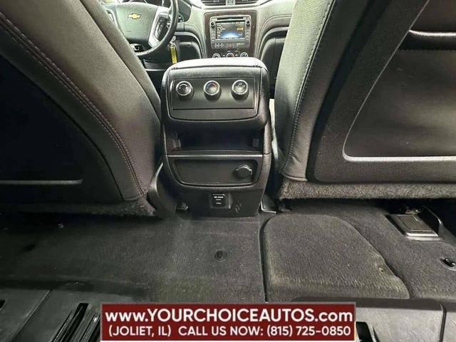 Photo of 2016 White Chevrolet Traverse