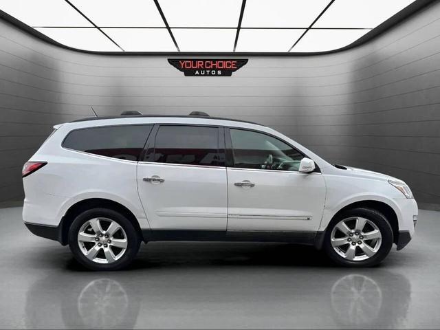 Photo of 2016 White Chevrolet Traverse