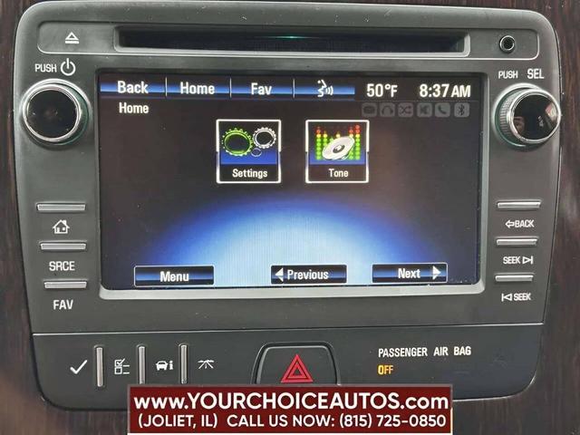 Photo of 2016 White Chevrolet Traverse