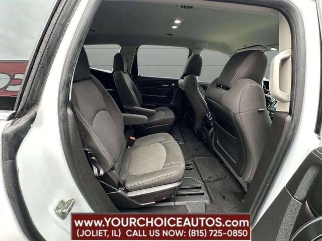 Photo of 2016 White Chevrolet Traverse