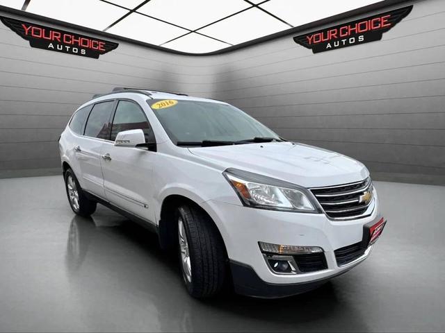 Photo of 2016 White Chevrolet Traverse