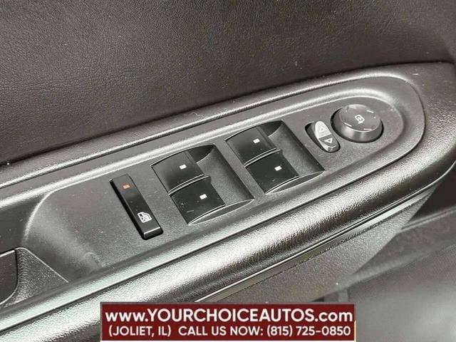 Photo of 2016 White Chevrolet Traverse