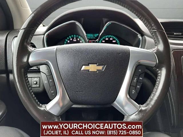 Photo of 2016 White Chevrolet Traverse