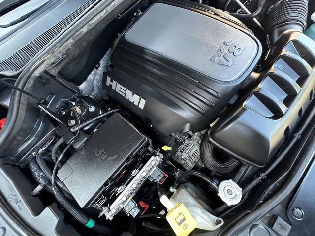 Photo of 2016 Black Jeep Grand Cherokee