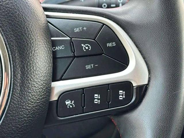 Photo of 2021 Gray Jeep Compass
