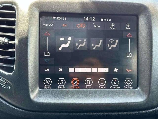 Photo of 2021 Gray Jeep Compass