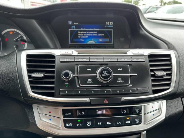 Photo of 2014 Gray Honda Accord