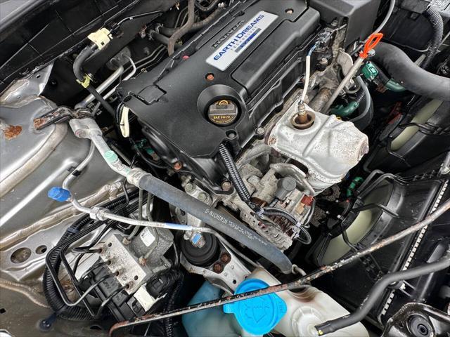 Photo of 2014 Gray Honda Accord