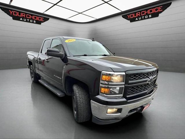 Photo of 2015 Black Chevrolet Silverado 1500