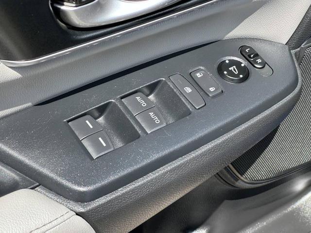 Photo of 2018 Blue Honda CR-V