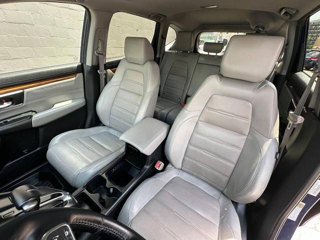 Photo of 2018 Blue Honda CR-V