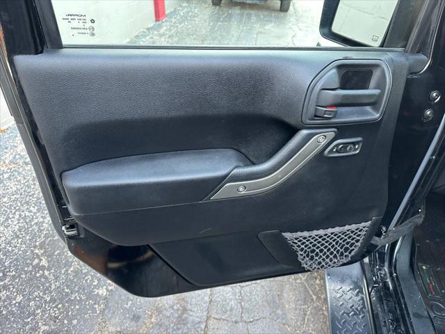 Photo of 2015 Black Jeep Wrangler Unlimited