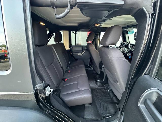 Photo of 2015 Black Jeep Wrangler Unlimited