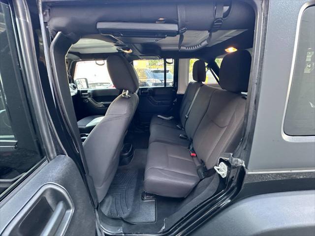 Photo of 2015 Black Jeep Wrangler Unlimited