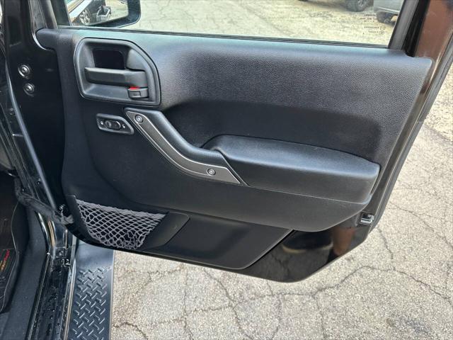 Photo of 2015 Black Jeep Wrangler Unlimited
