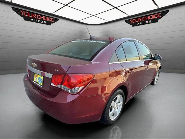 Photo of 2016 Red Chevrolet Cruze Limited