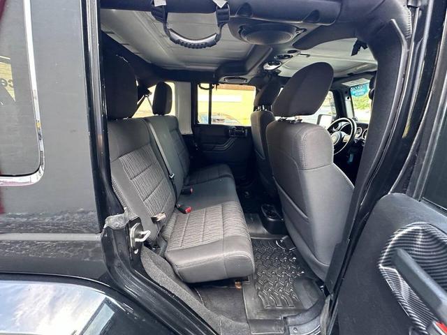 Photo of 2012 Black Jeep Wrangler Unlimited