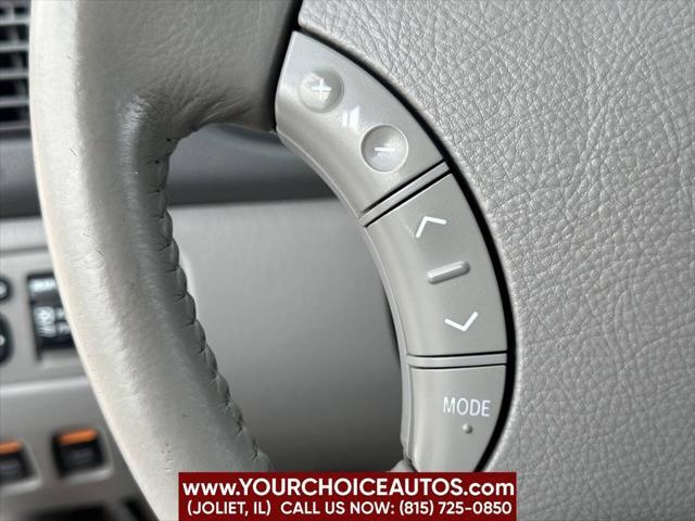 Photo of 2009 Silver Toyota Sienna