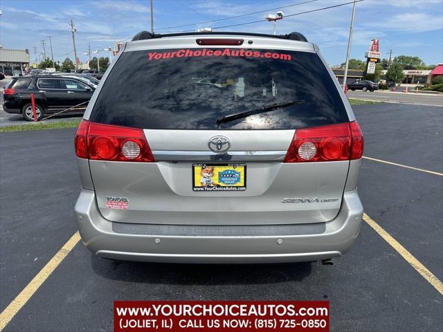 Photo of 2009 Silver Toyota Sienna