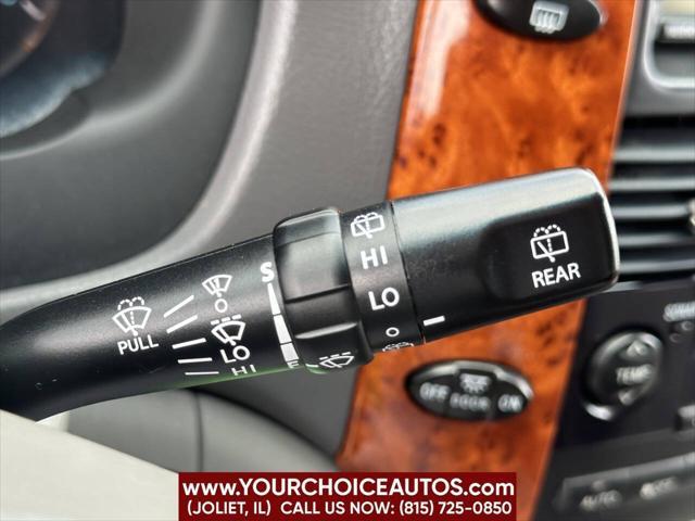 Photo of 2009 Silver Toyota Sienna