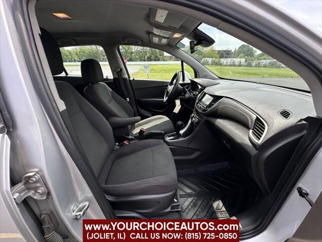 Photo of 2017 Silver Chevrolet Trax