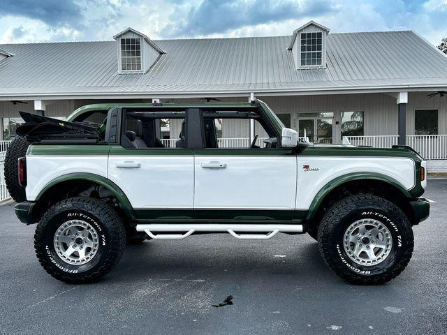 Photo of 2023 Eruption Green Metallic Ford Bronco