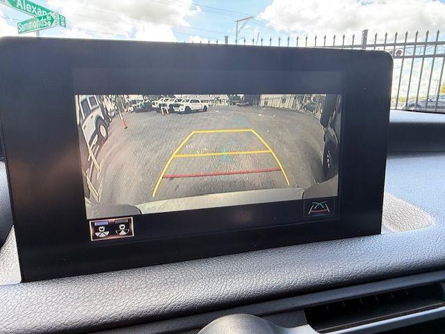 Photo of 2023 Gray Lexus IS 350