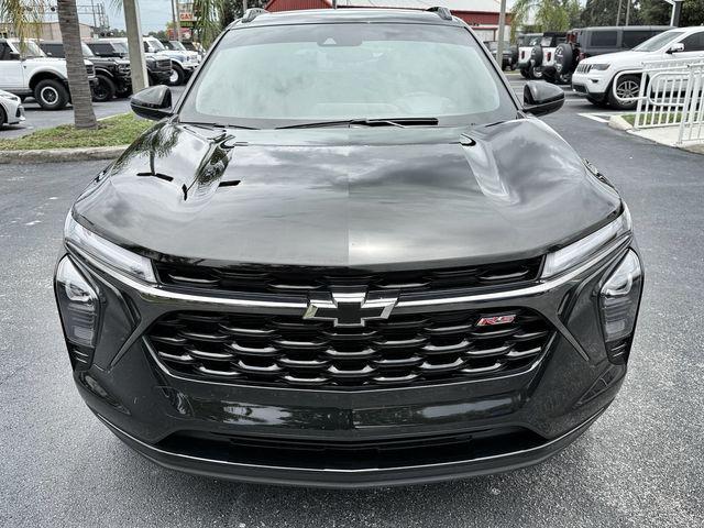 Photo of 2024 Mosaic Black Metallic Chevrolet Trax