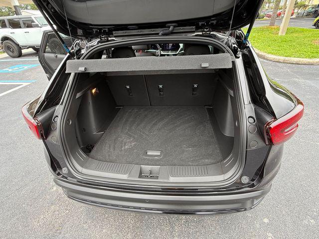 Photo of 2024 Mosaic Black Metallic Chevrolet Trax