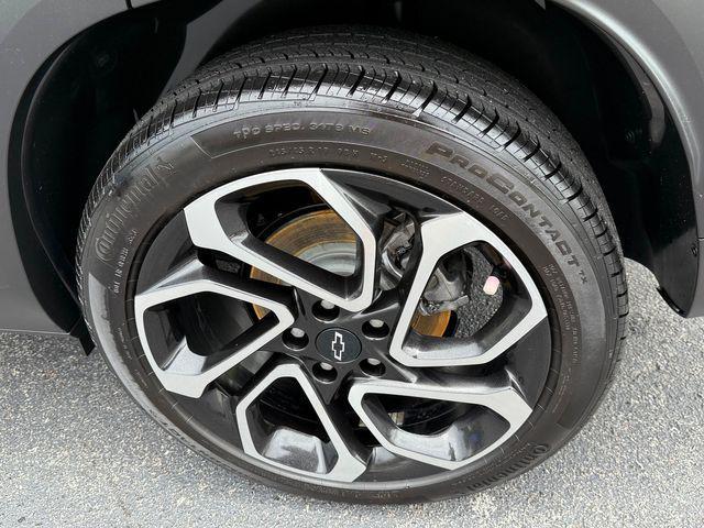 Photo of 2024 Mosaic Black Metallic Chevrolet Trax