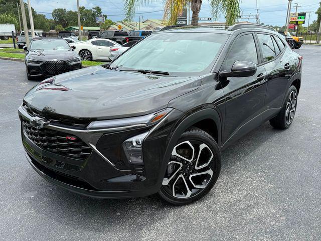 Photo of 2024 Mosaic Black Metallic Chevrolet Trax