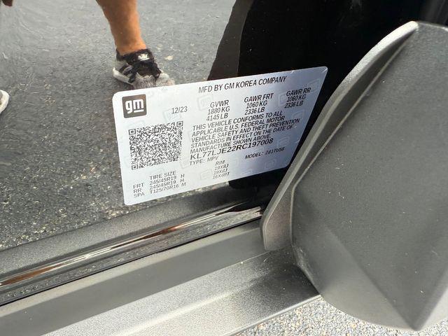 Photo of 2024 Mosaic Black Metallic Chevrolet Trax