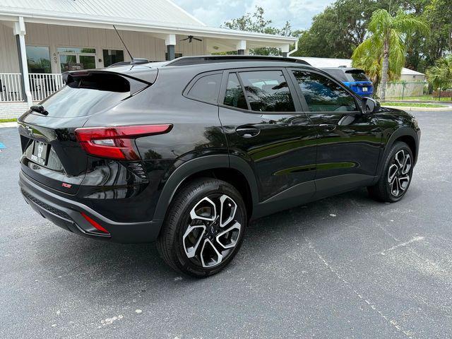Photo of 2024 Mosaic Black Metallic Chevrolet Trax