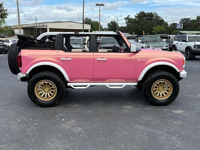Photo of 2024 Oxford White Ford Bronco
