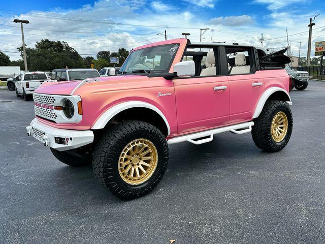 Photo of 2024 Oxford White Ford Bronco