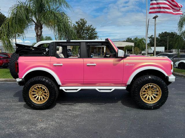 Photo of 2024 Oxford White Ford Bronco