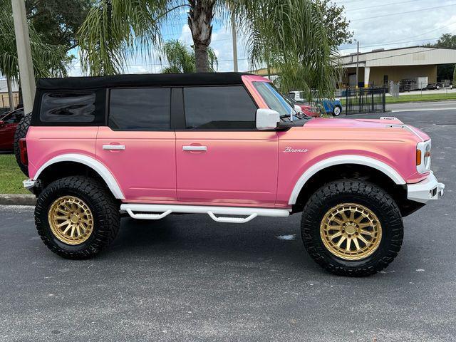 Photo of 2024 Oxford White Ford Bronco
