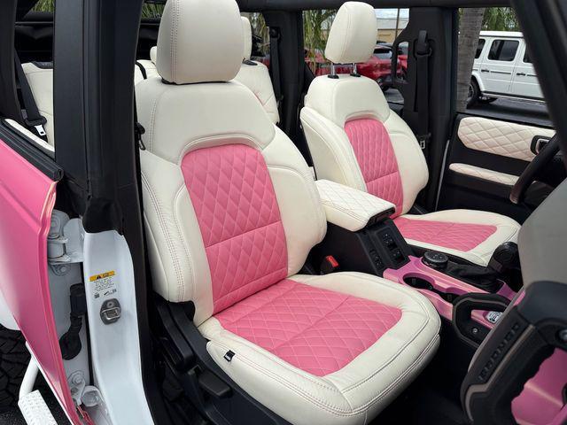 Photo of 2024 Oxford White Ford Bronco