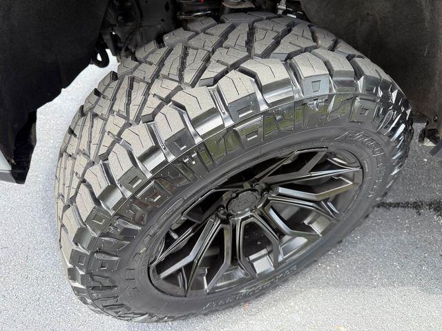Photo of 2024 Gray GMC Sierra 1500